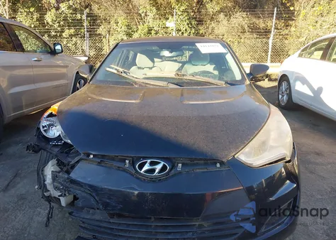 2012 Hyundai Veloster Base W/Gray z USA, uszkodzony, nr VIN KMHTC6AD7CU034888